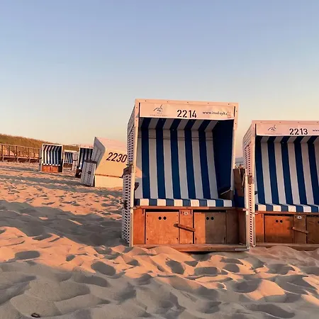 Strandgefluester *
